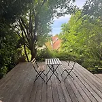 Cozy Studioapartment With Graden In Graz Free Parking